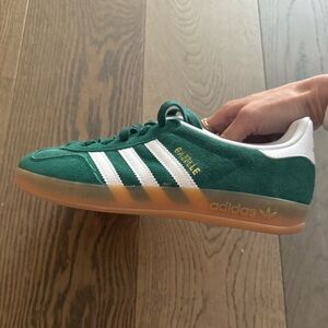 LIKE NEW Adidas Gazelle Green Suede Trainers